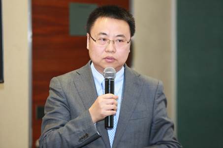 Huang He, general manager of Huawei SDN Controller Domains